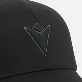 Action-Cap mit verstellbarem Riemen, Metallschnalle und gebogener Krempe