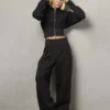 Agnes Sweatshirt mit durchgehendem Reißverschluss Agnes Sweatshirt mit durchgehendem Reißverschluss