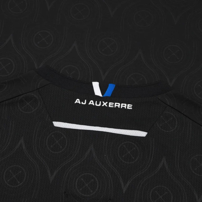 Auxerre 2025/26 Auswärtstrikot für Erwachsene Auxerre 2025/26 Auswärtstrikot für Erwachsene