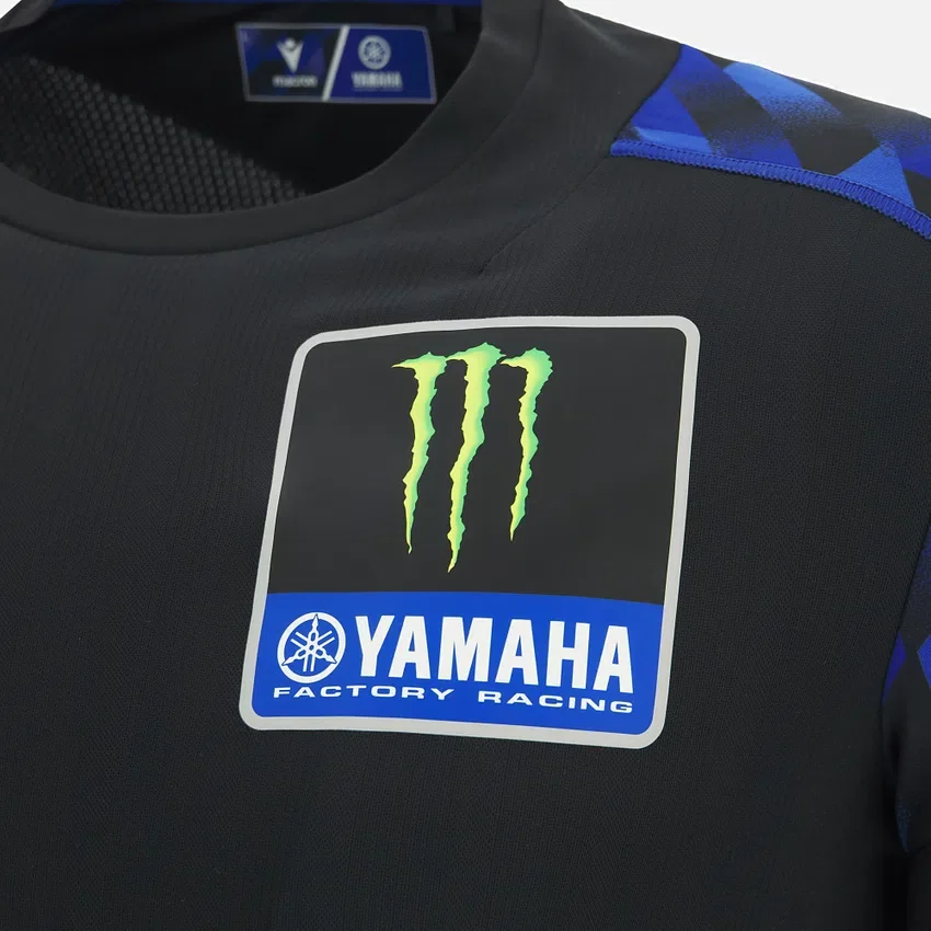 Monster Energy Yamaha MotoGP 2026 Fan Gear Hemd – Kleinere Größen Monster Energy Yamaha MotoGP 2026 Fan Gear Hemd – Kleinere Größen