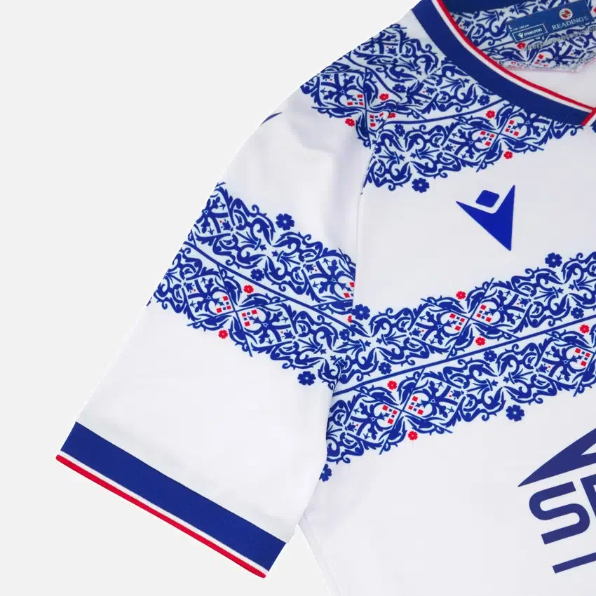 Reading FC 2025/26 Heimhemd für Erwachsene Reading FC 2025/26 Heimhemd für Erwachsene