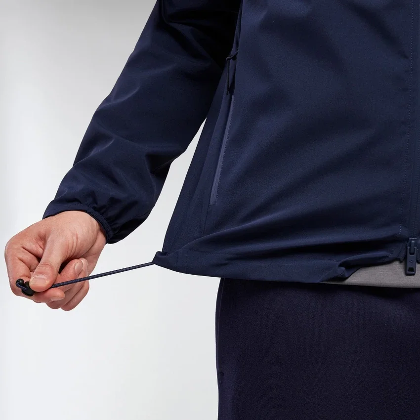 Stormshade Wasserdichte Funktionsjacke mit Kapuze Stormshade Wasserdichte Funktionsjacke mit Kapuze